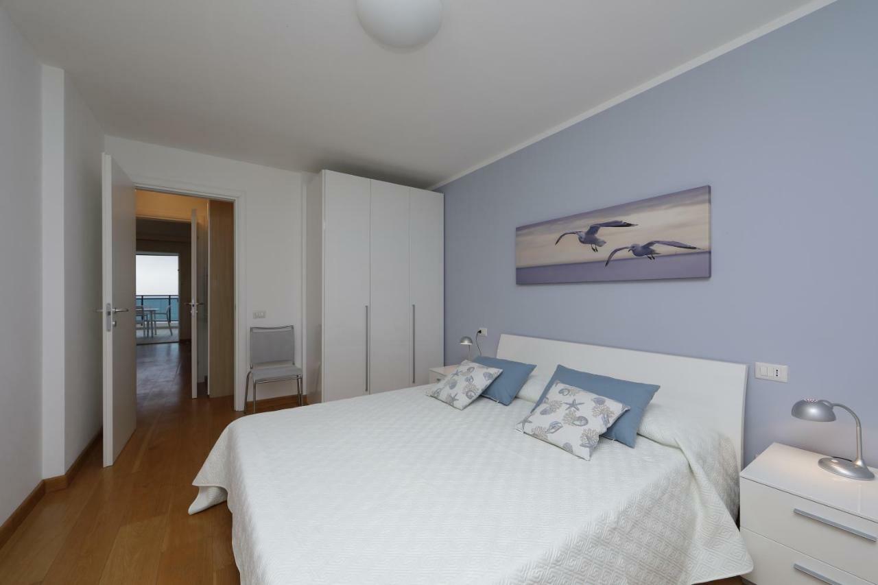 Skyresidence Lignano Sabbiadoro Buitenkant foto