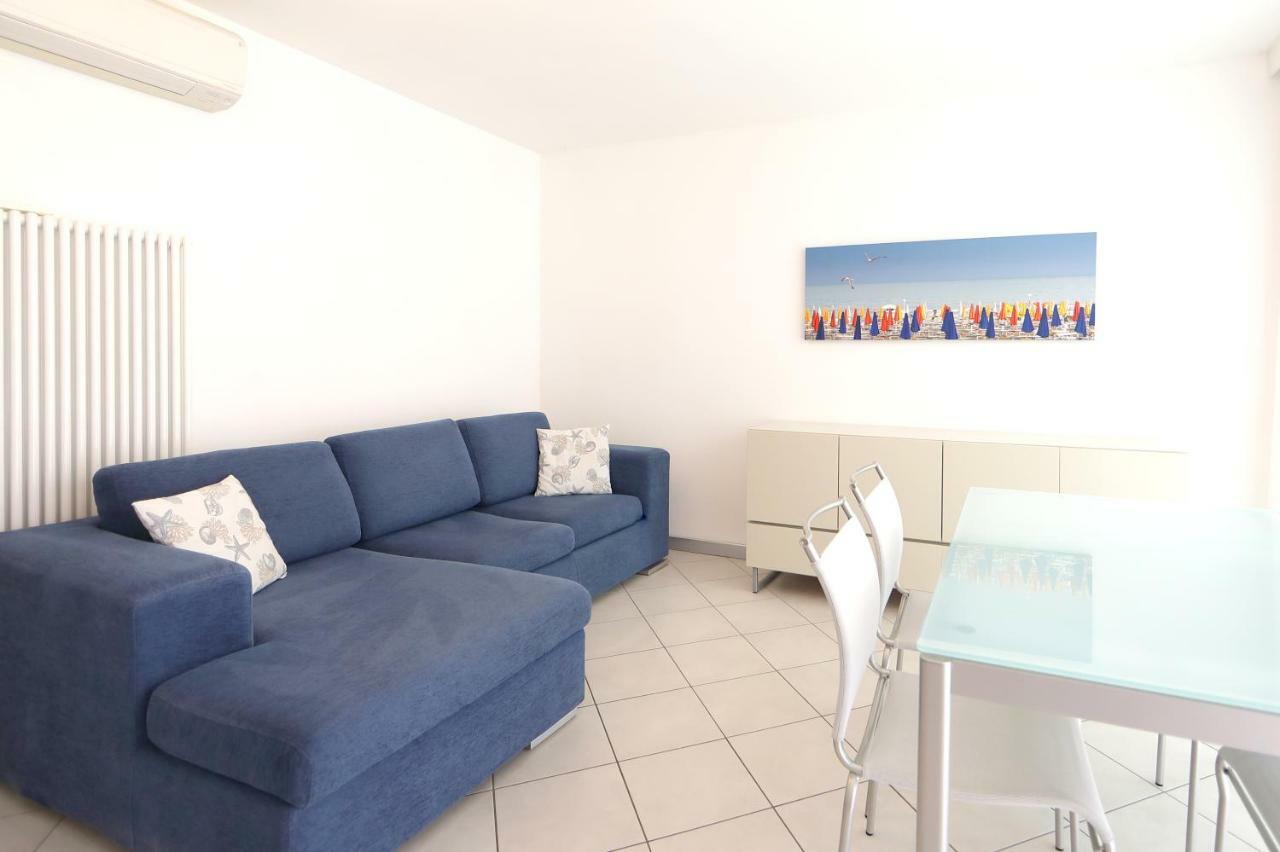 Skyresidence Lignano Sabbiadoro Buitenkant foto