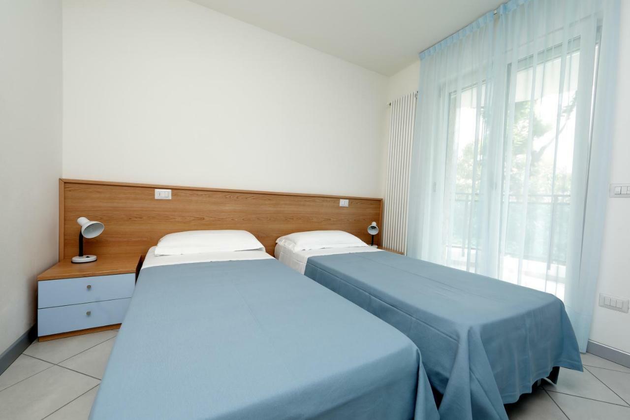 Skyresidence Lignano Sabbiadoro Buitenkant foto